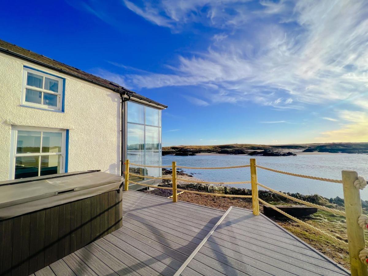 Hen Cymyran Vila Caergeiliog Exterior foto