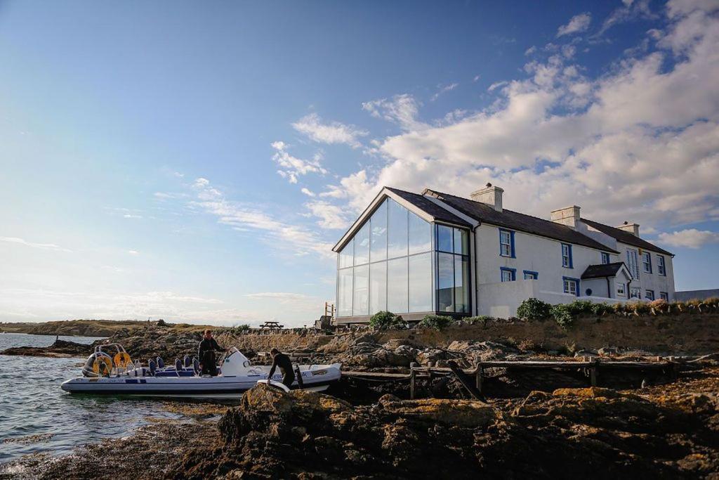 Hen Cymyran Vila Caergeiliog Exterior foto